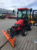 TYM T265 HST Winterdienst-Traktor mit Kabine Schneeschild Streuer Bayern - Landsberg (Lech) Vorschau