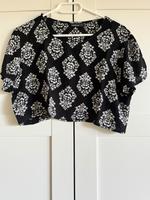 Crop-Shirt - kurzes Shirt gemustert Hessen - Karben Vorschau