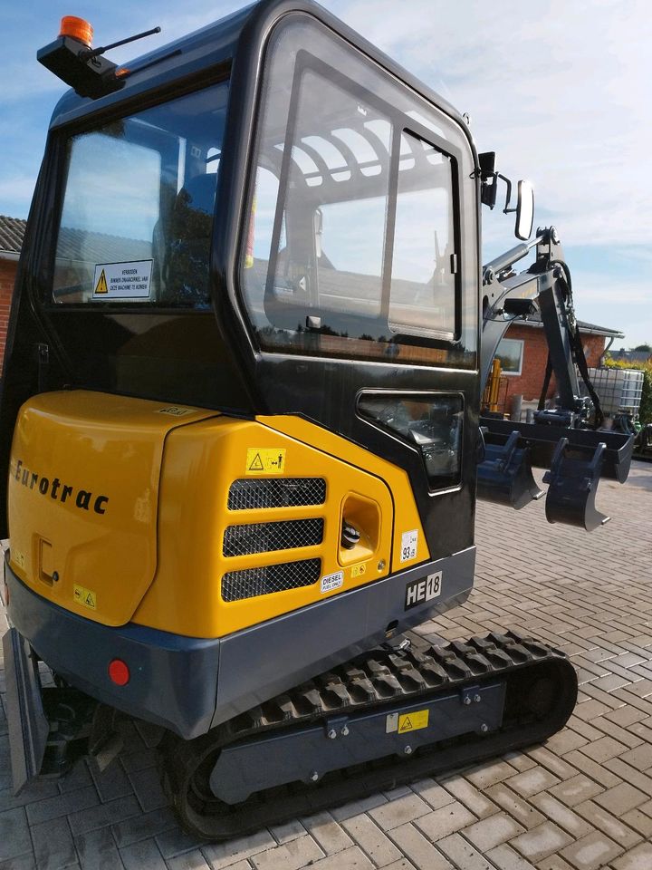 Minibagger I Eurotrac HE18CP Aktion mit Powertilt und 3 Löffel in Heemsen