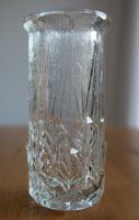 Glasvase Glas Vase ca. 16 cm hoch mit schönem Schliff Niedersachsen - Delmenhorst Vorschau