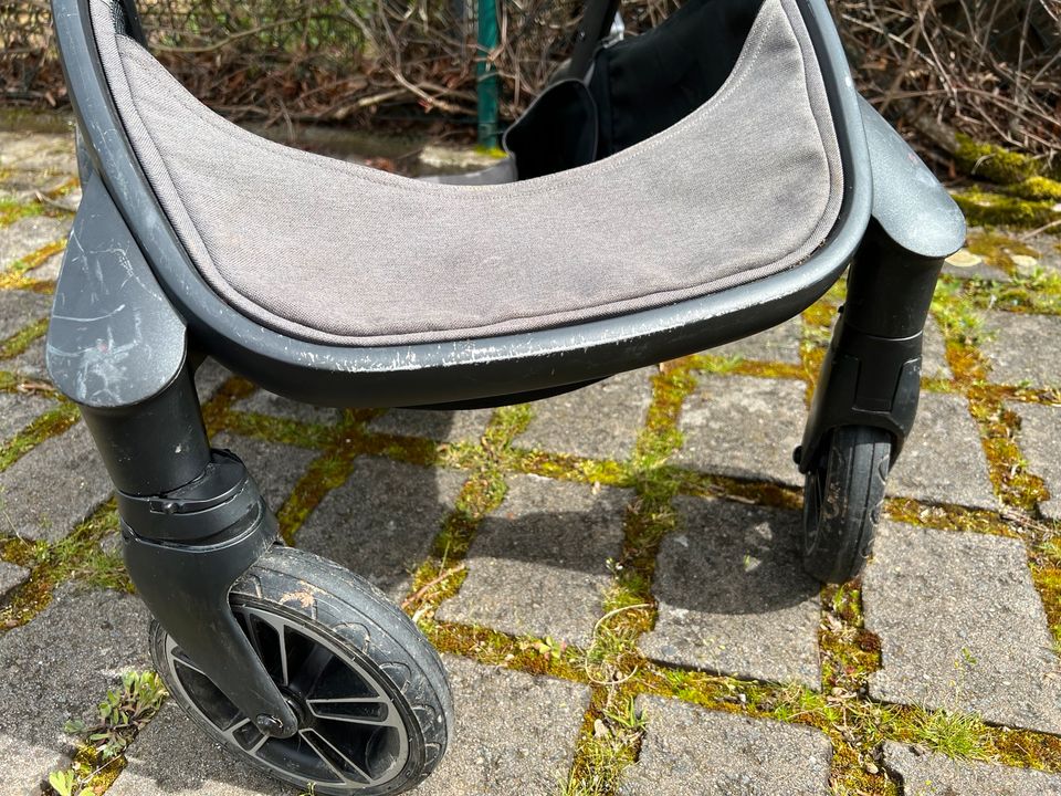 Nuna Demi Grow Oxford Geschwisterwagen Kinderwagen in Münster