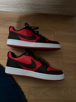 Nike Schuhe schwarz rot Größe 39 Nordrhein-Westfalen - Hennef (Sieg) Vorschau