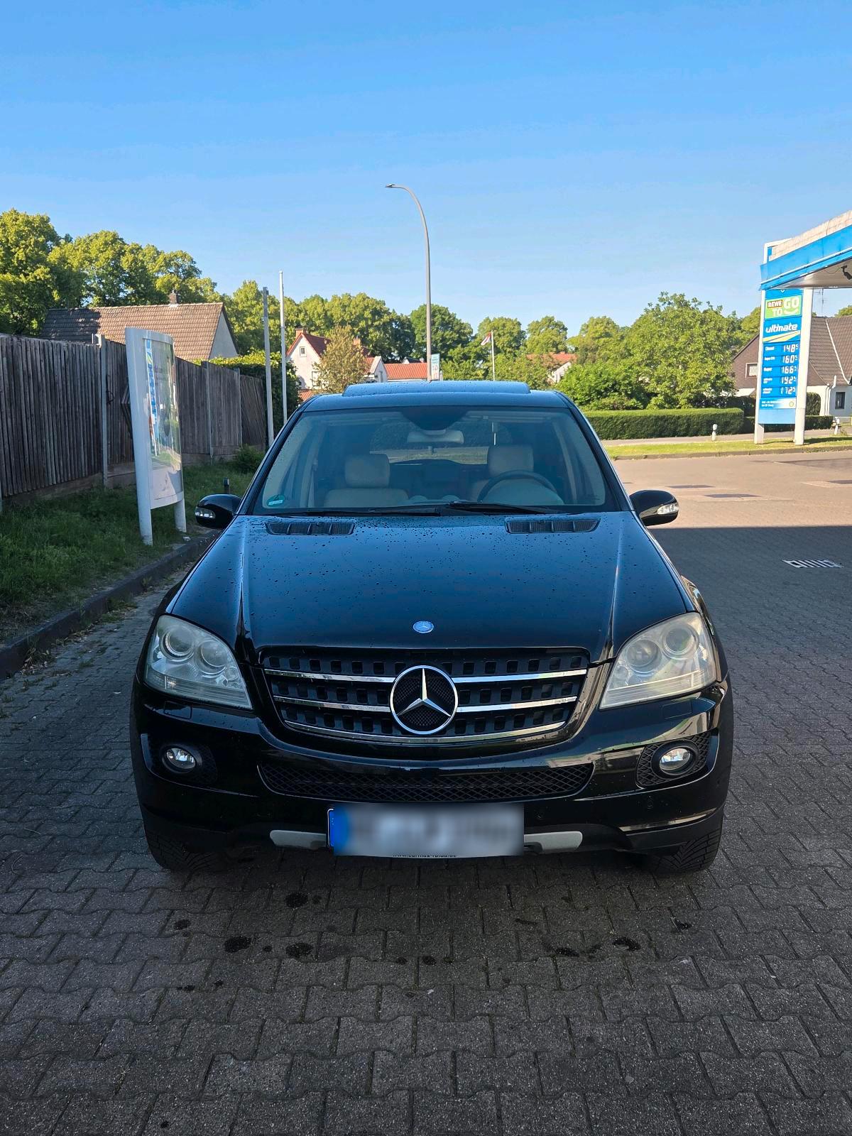 Abbildung des Autos MERCEDES ML 320CDI