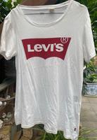 Kultiges  T-Shirt von Levi‘s,, Gr.38/40 Rheinland-Pfalz - Stromberg Vorschau