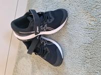 wie neu! Asics Sneaker Gr. 34 1/2 Hessen - Bad Vilbel Vorschau