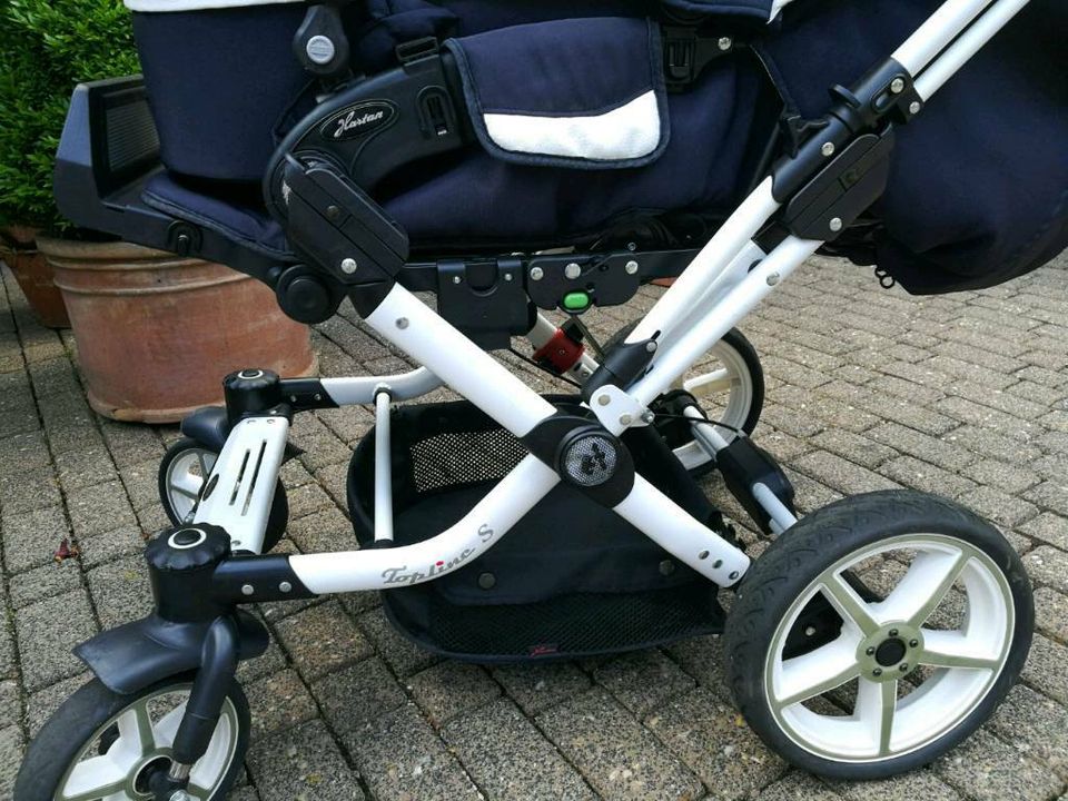 Kinderwagen Hartan Topline S + viel Zubehör - marine dunkelblau in Köln