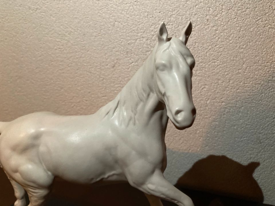 Figur Beswick England, Pferd Porzellan „Spirit of the Wind“, Deko in Meppen