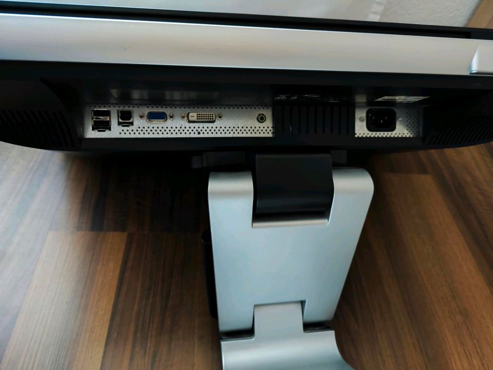 Dell PC mit HP Monitor in Hattersheim am Main