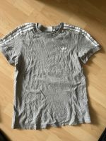 Adidas T-Shirt Gr.36 grau Hamburg-Mitte - Hamburg Horn Vorschau