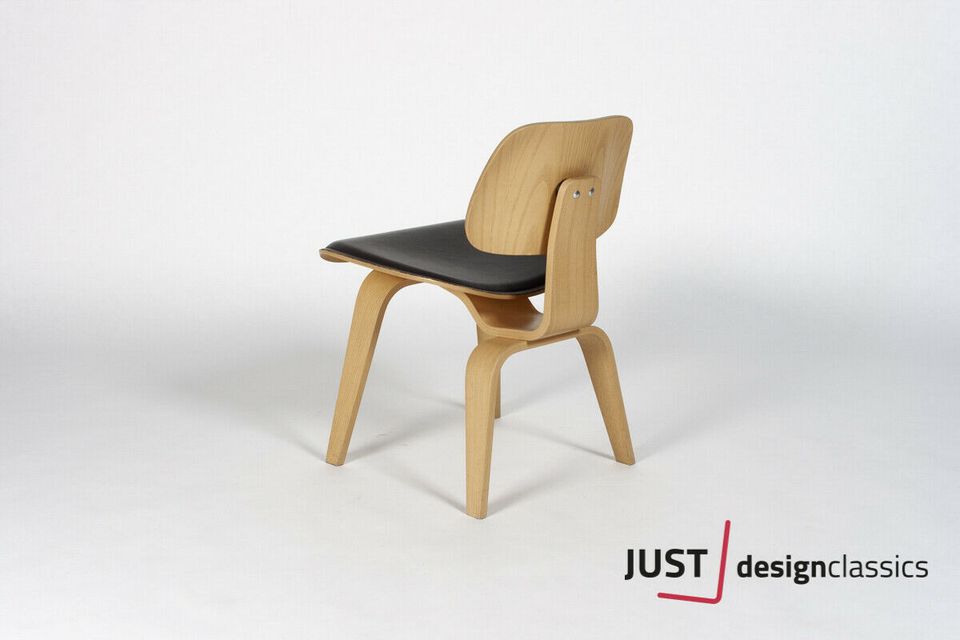 !SONDERANGEBOT! Vitra Plywood Group DCW Chair Braunes Leder in Köln