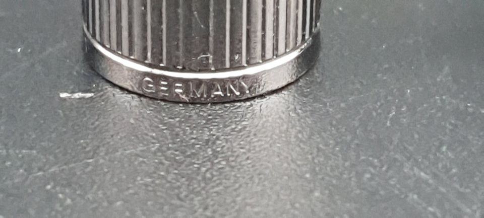 Montblanc Patronenfüller Classic Nr.222 schwarz / Metall in Hamburg