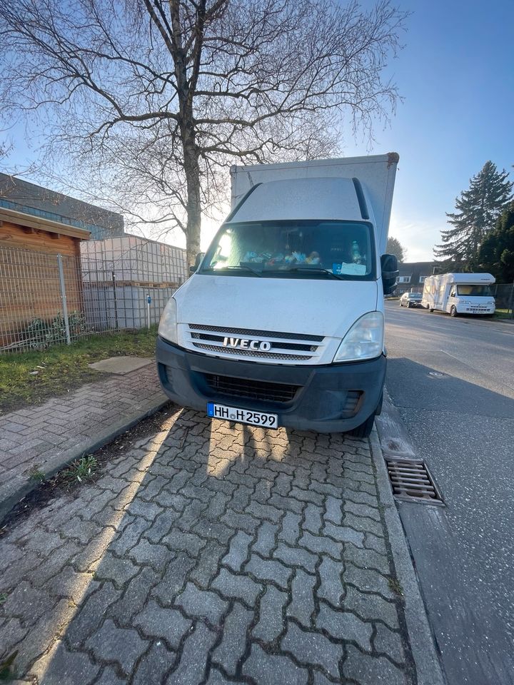 IVECO 65 C 18 -Koffer in Rellingen