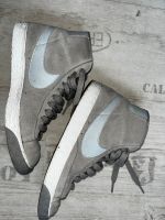 Nike Blazer in grau Nordrhein-Westfalen - Haan Vorschau