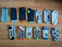 13 paar Sneaker Socken Fußball Auto Sommer kurze Socken gr. 27/30 Leipzig - Dölitz-Dösen Vorschau