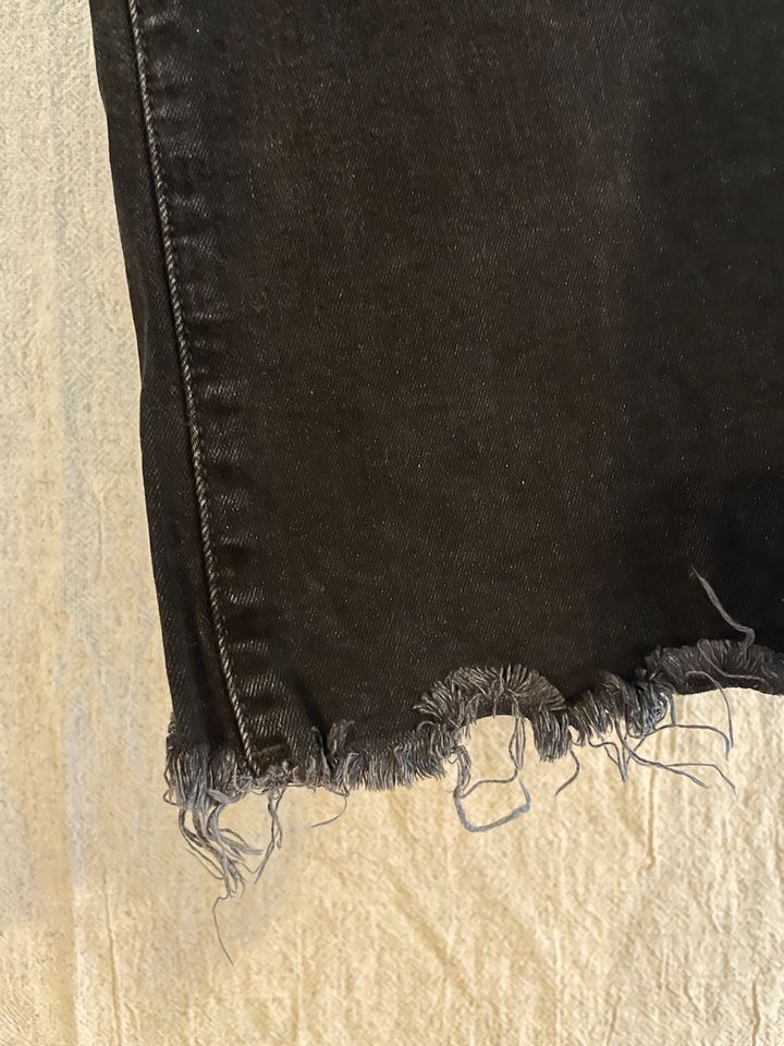 Schwarze Culotte Jeans von H&M in Porta Westfalica