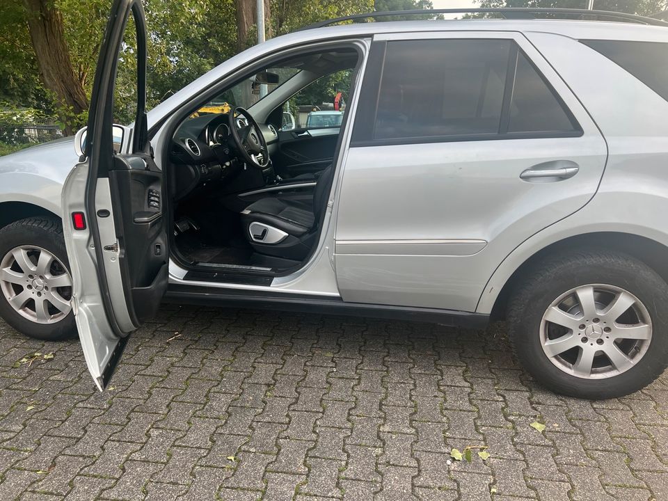 Mercedes ML 320 in Wuppertal