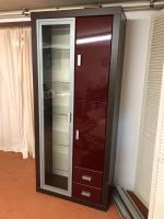 Vitrine Vitrinenschrank mit Licht Ikea Glas Holz Grau Rot Braun Berlin - Neukölln Vorschau