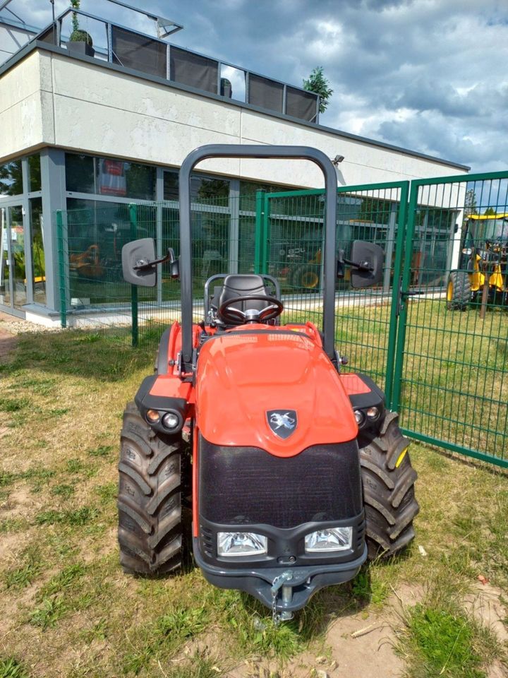 Antonio Carraro Tigre 3800 - Spezialtraktor - AKTIONSPREIS! in Merseburg