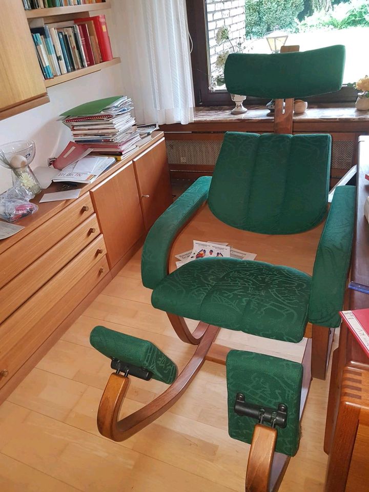 Vintage Schreibtischstuhl ergonomisch muss weg Schaukelstuhl in Köln