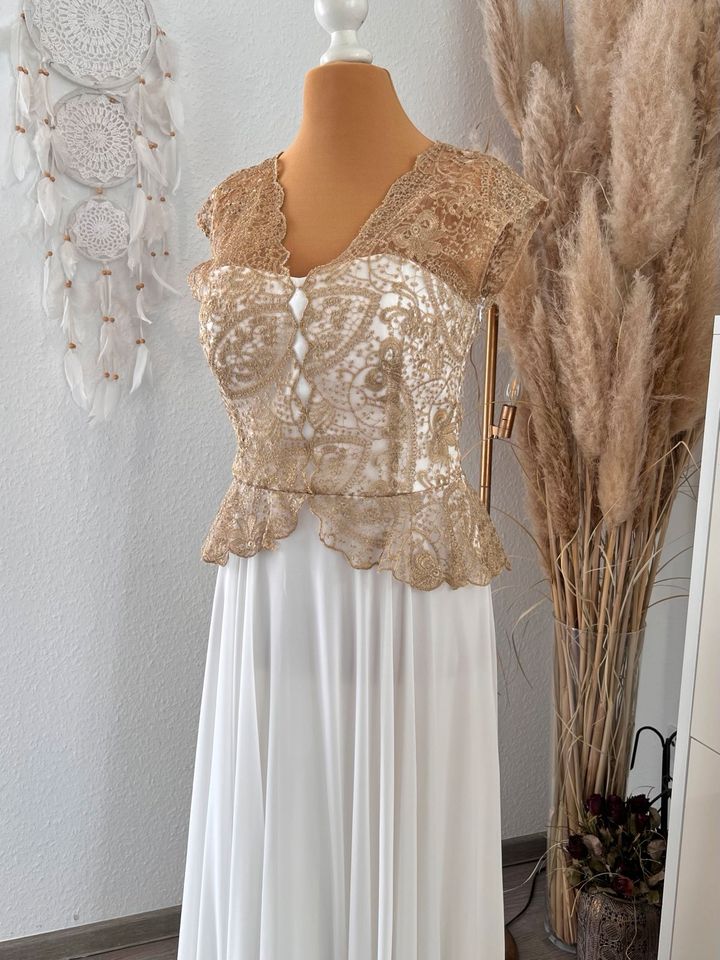 Weiß goldenes Chiffon Kleid in Nordrhein-Westfalen - Hamm | eBay  Kleinanzeigen ist jetzt Kleinanzeigen