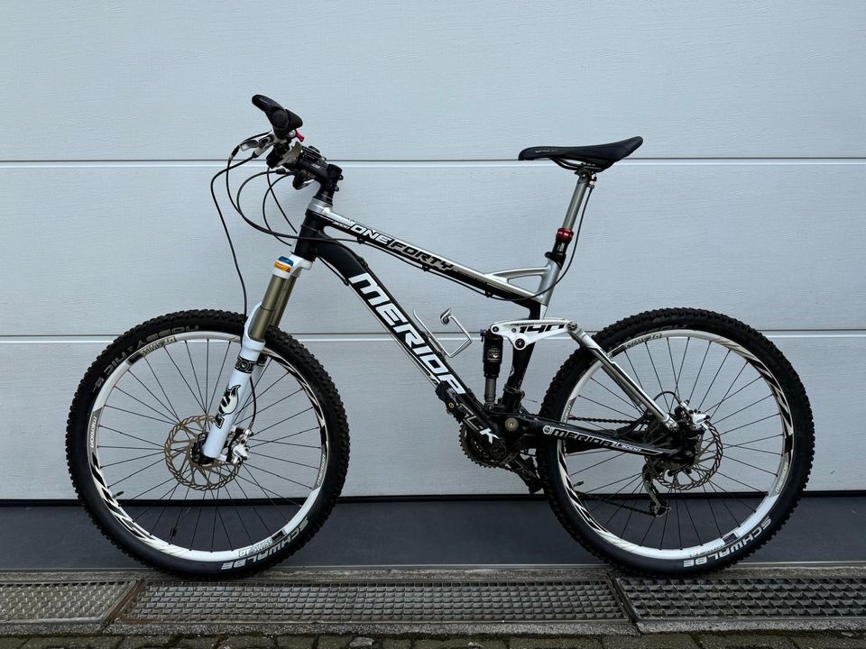 Merida One Forty  3000 Mountainbike/Downhill/Enduro/48cm in Wermelskirchen