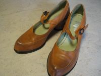 Damen Pumps Leder orange Gr. 39 TOP Nordrhein-Westfalen - Hemer Vorschau