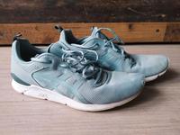 Asics Schuhe Größe 48 türkis Hessen - Wiesbaden Vorschau