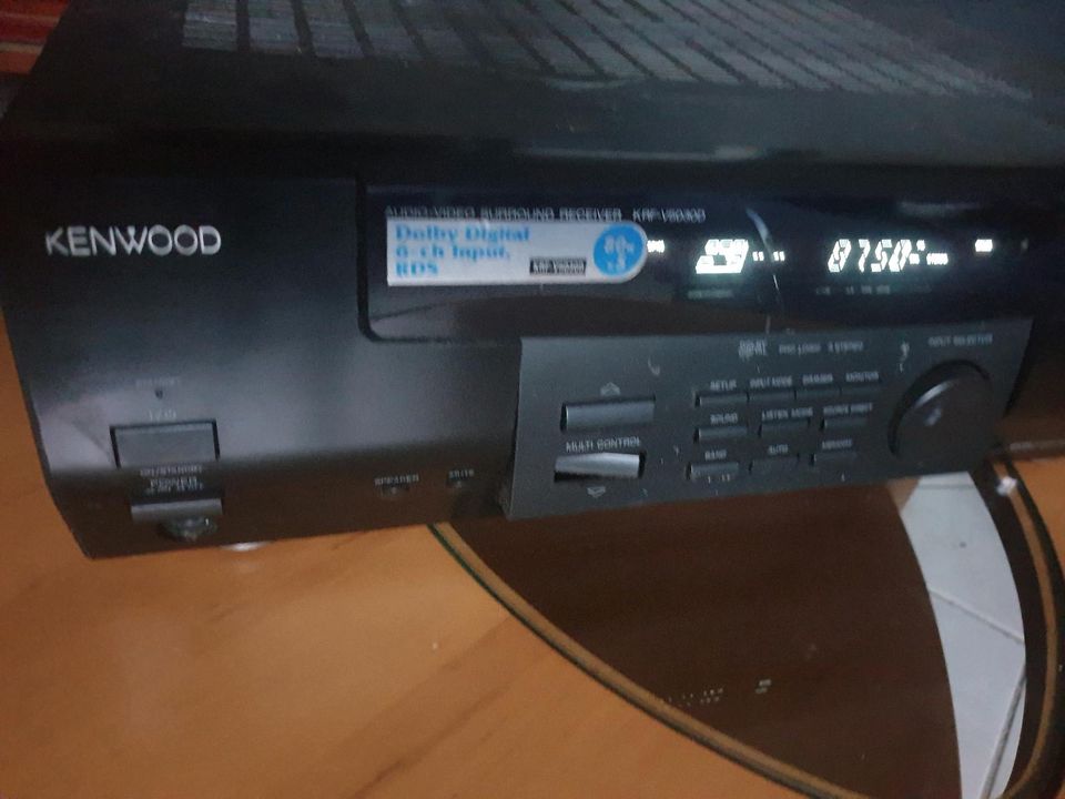 Kenwood KRF V5030D Dolby Surround Receiver Amp 400 Watt. in Henfenfeld