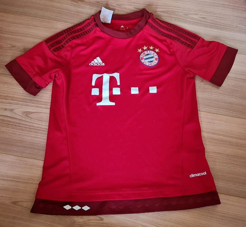 Fc Bayern München  Trikot  Gr.152 in Kippenheim