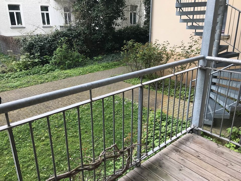 (57) 2 Zimmer Erdgeschoss mit Balkon in der Harnackstraße 8 in Magdeburg in Magdeburg