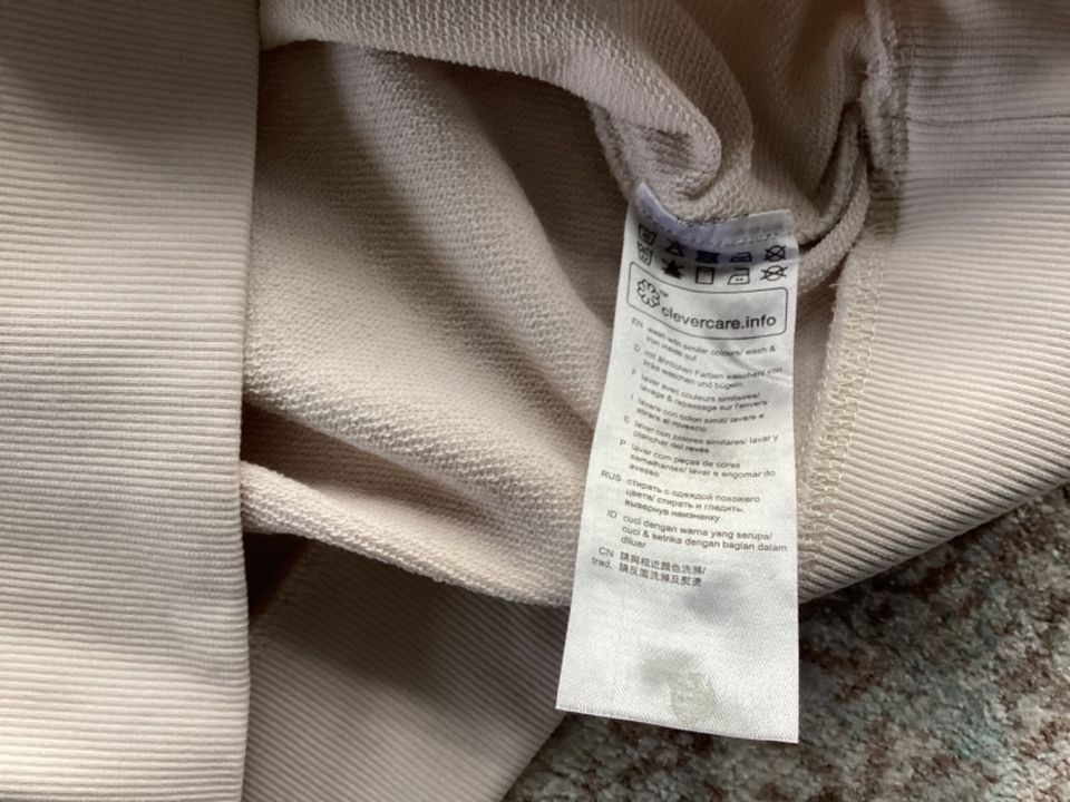 Esprit Pullover/Sweatshirt, beige, Größe S, Neuwertig in Danndorf