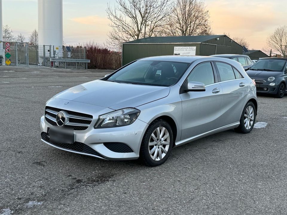 Mercedes A180 *Motorschaden* in Trossingen