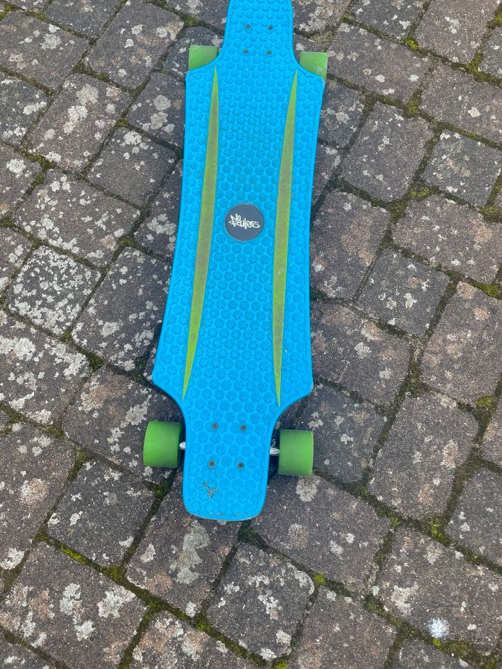 Longboard aus Hardplastik in Rostock