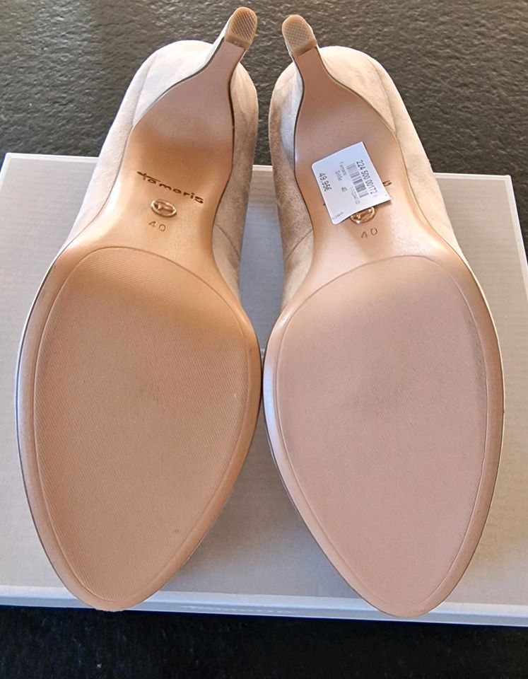 Tamaris NEU OVP high Heels Gr. 40 beige ivory in Offenburg