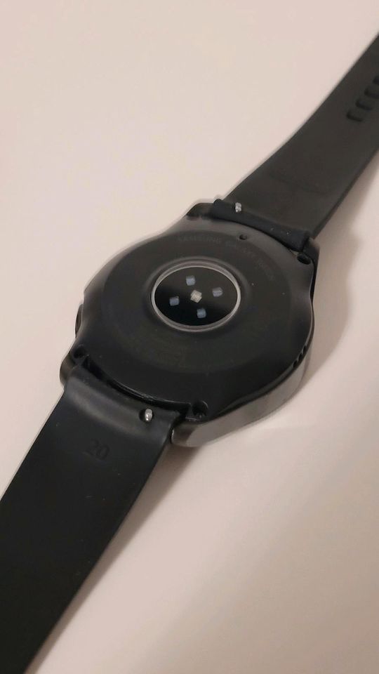 Samsung Galaxy Watch (42mm) in Backnang