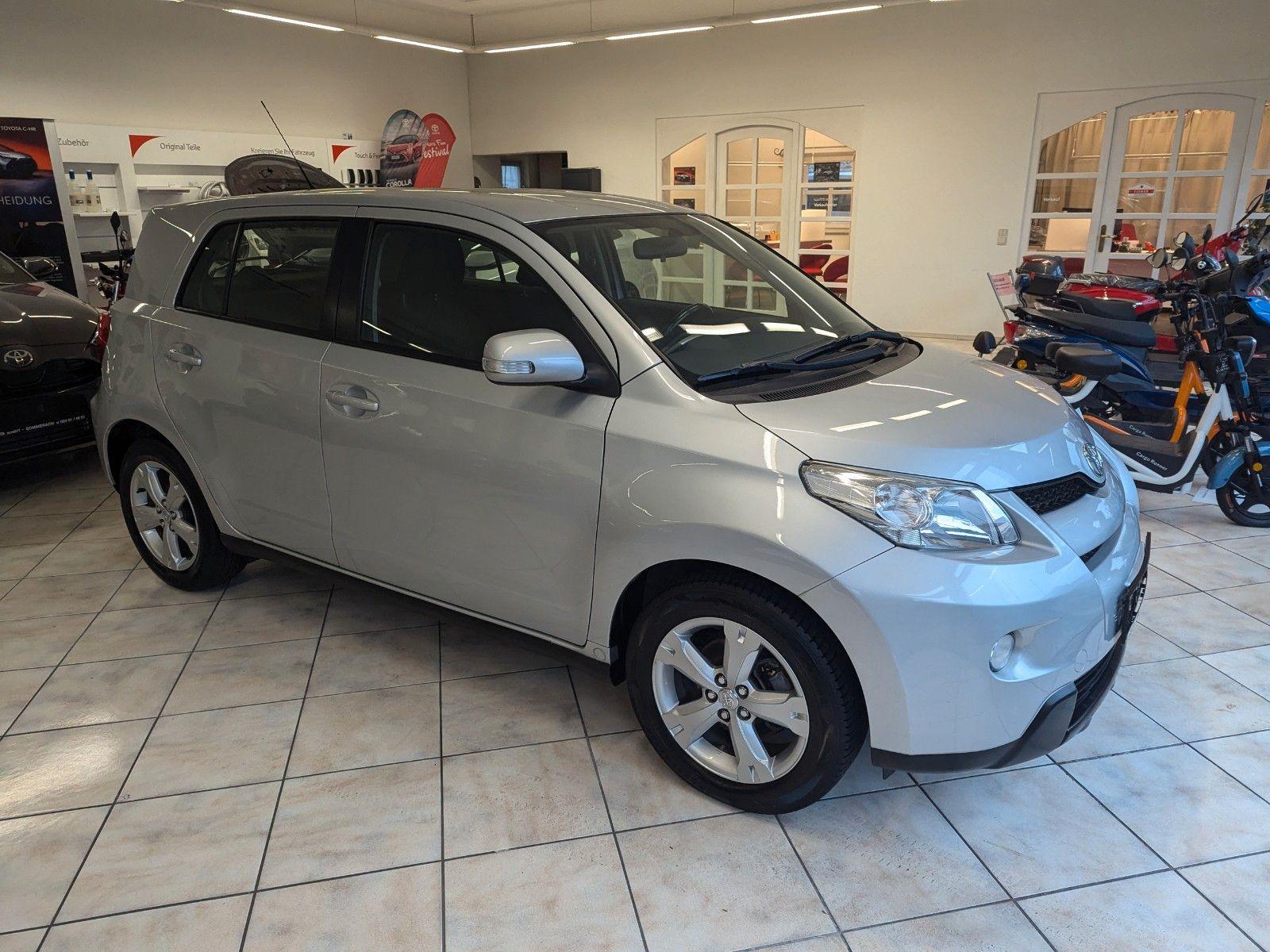 Abbildung des Autos Toyota Urban Cruiser Tow…