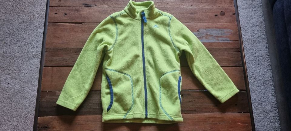 leuchtend grüne Fleece-Jacke von Quechua Gr. 104 in Karlsruhe