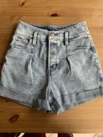 Hollister Shorts Jeans 26 Ultra High-Rise Mom Rostock - Brinckmansdorf Vorschau