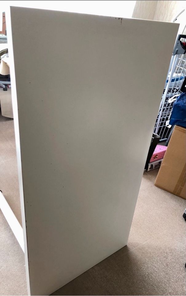 Ikea Schreibtisch Platte mit zwei beinen 120x60 cm in Bremen