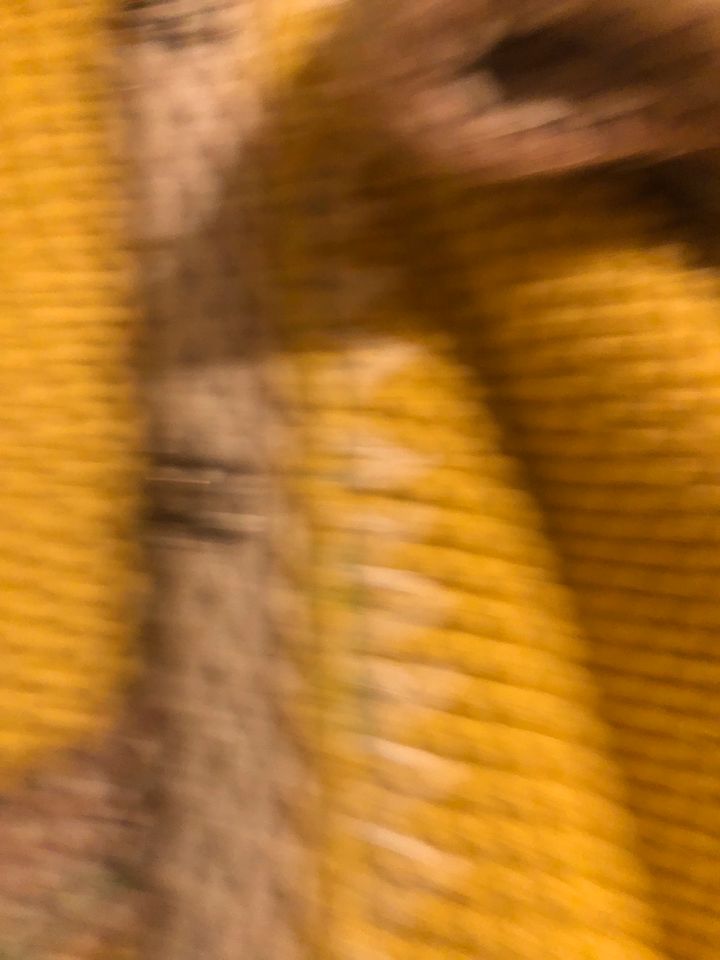 Handgestrickter trachtenjancker gelb Größe 40 in München