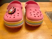 Süße CROCS für Mädchen, rosa mit Regenbogenfarben Leverkusen - Alkenrath Vorschau