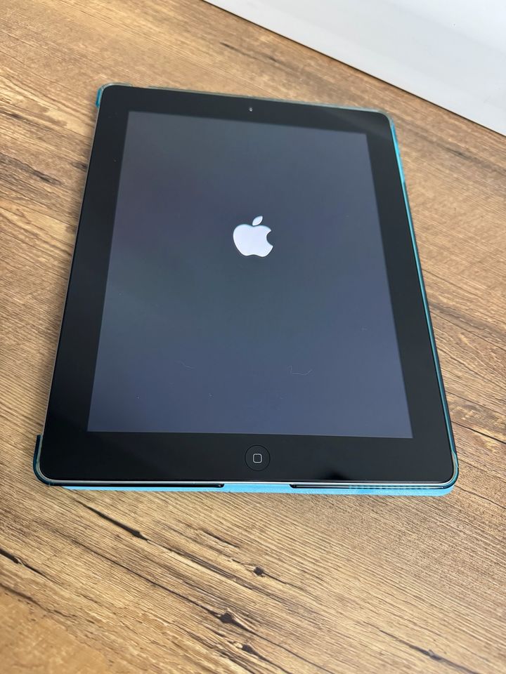 iPad 2 32 GB Wi-Fi 3G Black in Kirchseeon