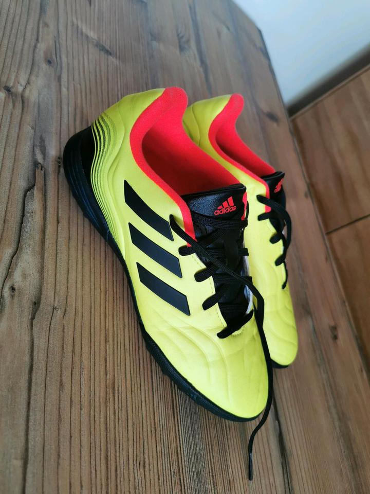 Adidas Copa Fussballschuhe Kunstrasen gelb orange Größe 38 in Zirndorf
