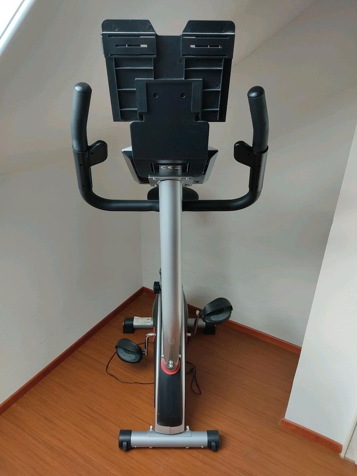 Hometrainer Fahrrad Sportgerät in Wangen im Allgäu