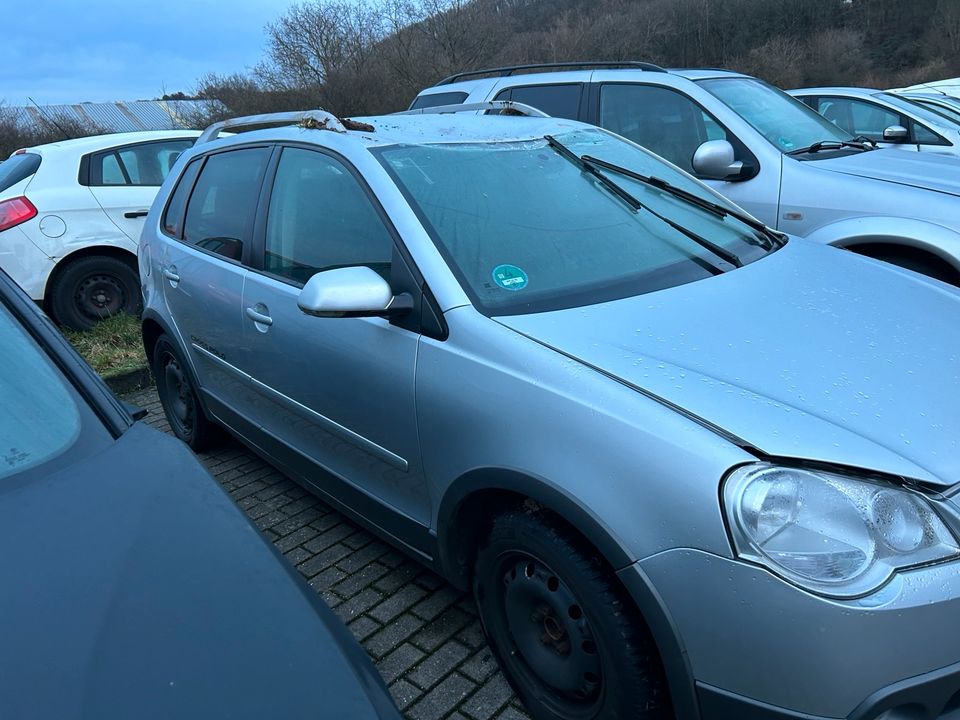 VW POLO 9N Ersatzteile in Bergedorf - Hamburg Billwerder, VW Polo  Gebrauchtwagen