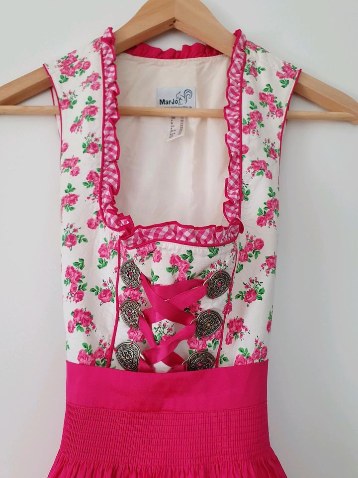 Marjo Dirndl, Tracht, Gr. 36/ S, pink in Gauting