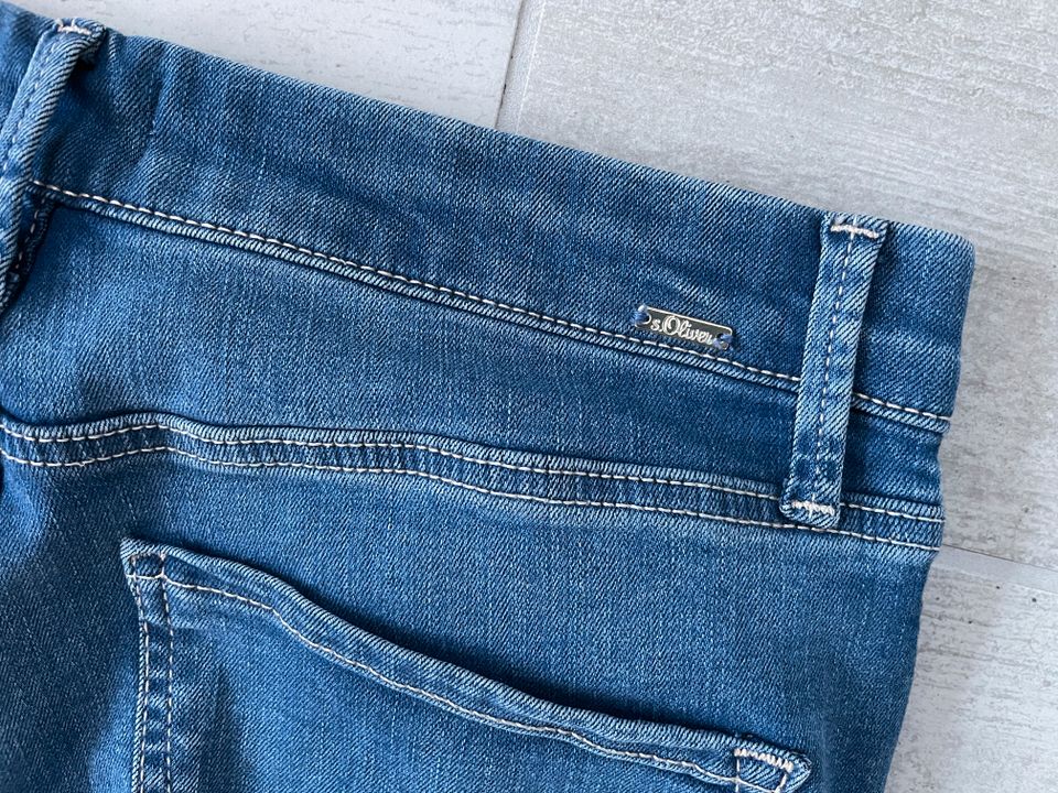s.Oliver Skinny Jeans - Gr. 36/30 - Hellblau - UVP 89,95€ in Kirchberg an der Jagst