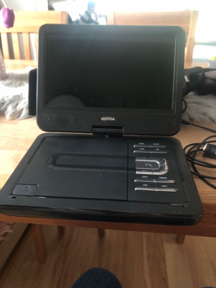 Wonnie Tragbarer DVD Player Auto, mit Tasche in Gladbeck