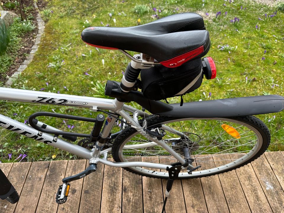 Stevens 762 comp  Trekkingfahrrad mit Shimano LX Vollausstattung in Brunnthal