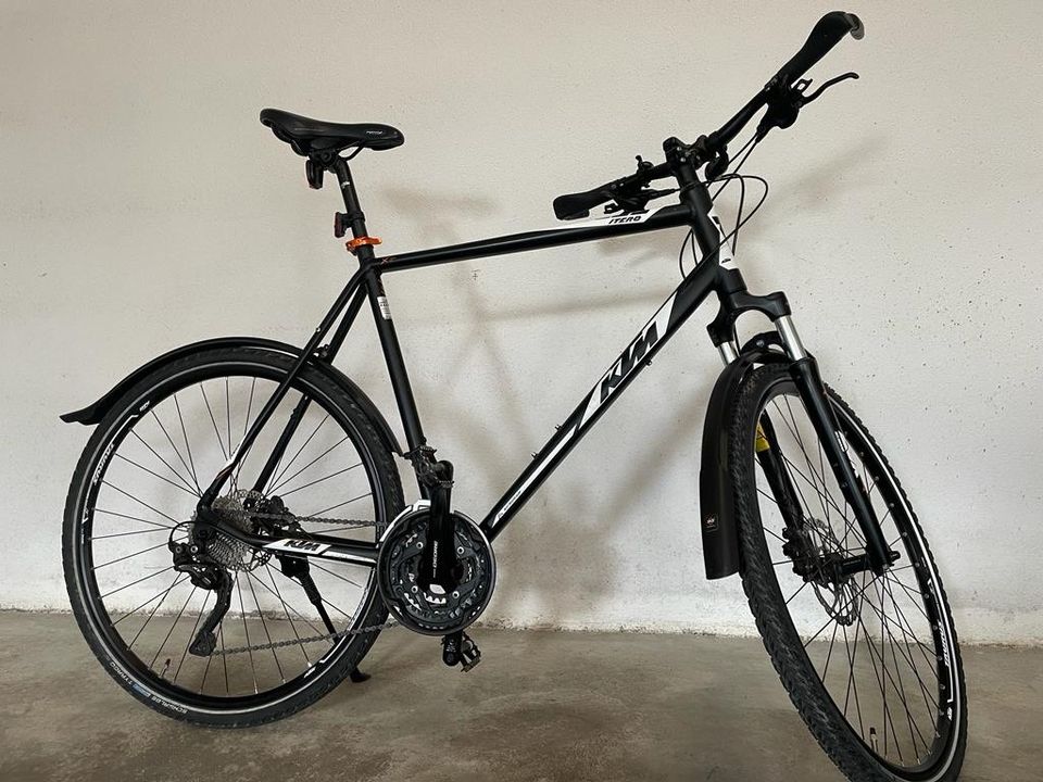 Herren Fahrrad 28“ KTM - Rahmenhöhe 63cm in Bindlach